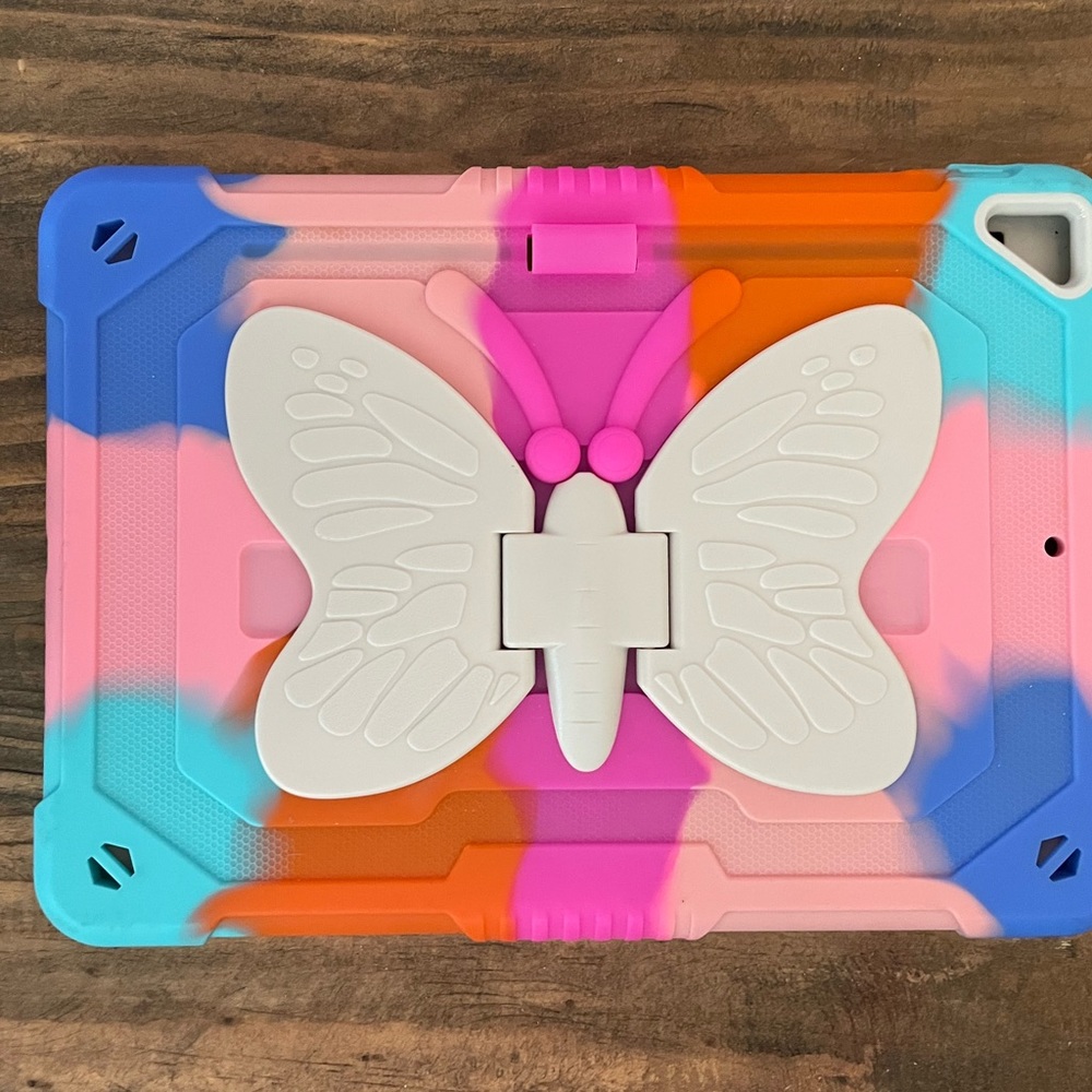iPad case with kick stand
